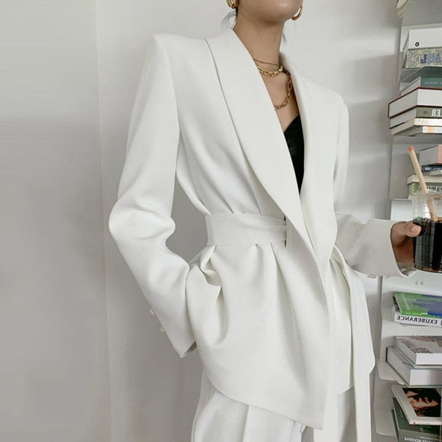 Elegant Minimalist Blazer