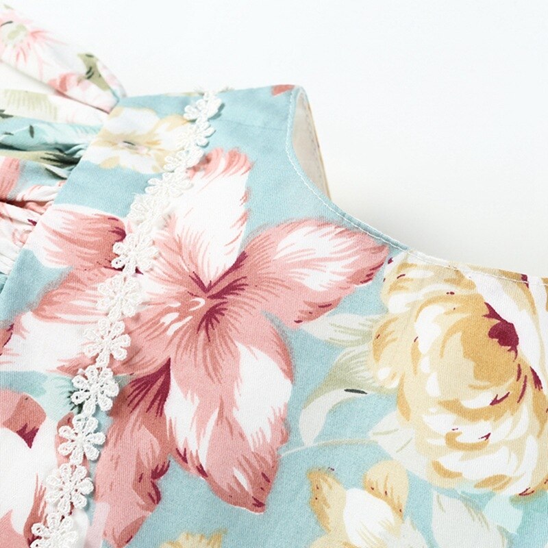 Flower Lace Flying Sleeve Dress