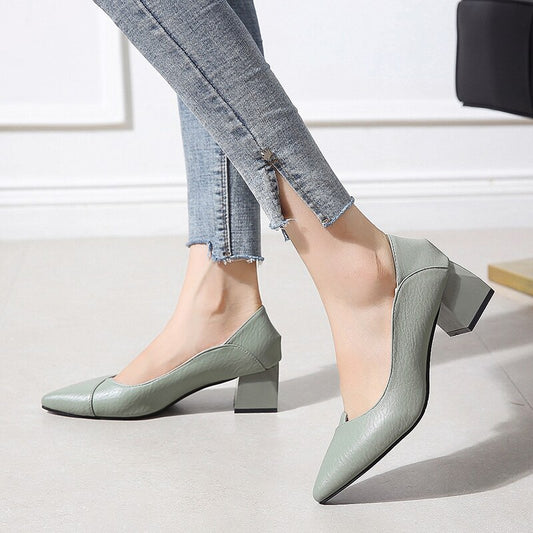 Low Heel Novel Pumps