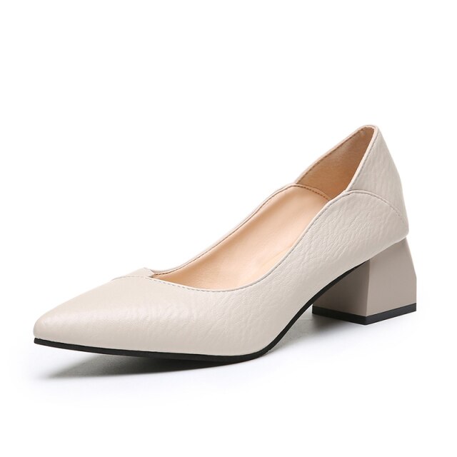 Low Heel Novel Pumps