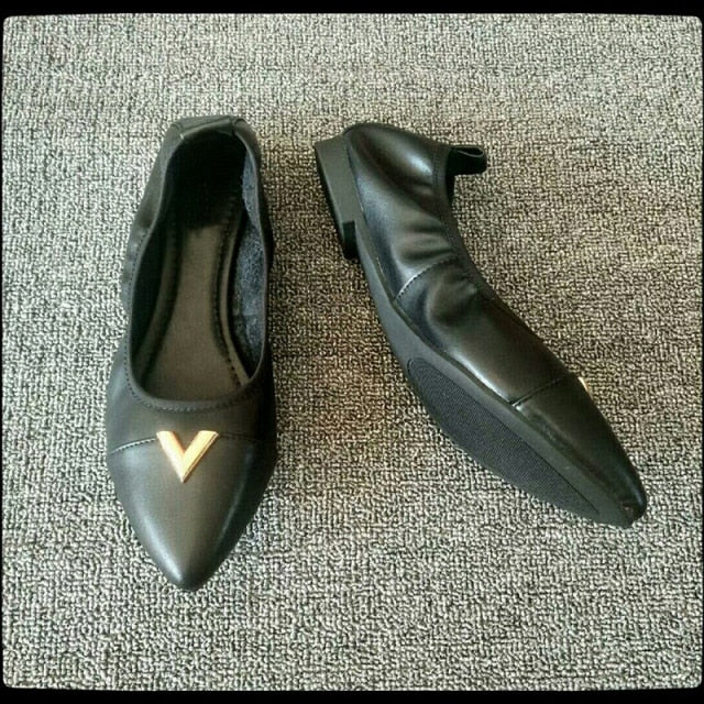 Elegant Leather Pointed Toe Flat